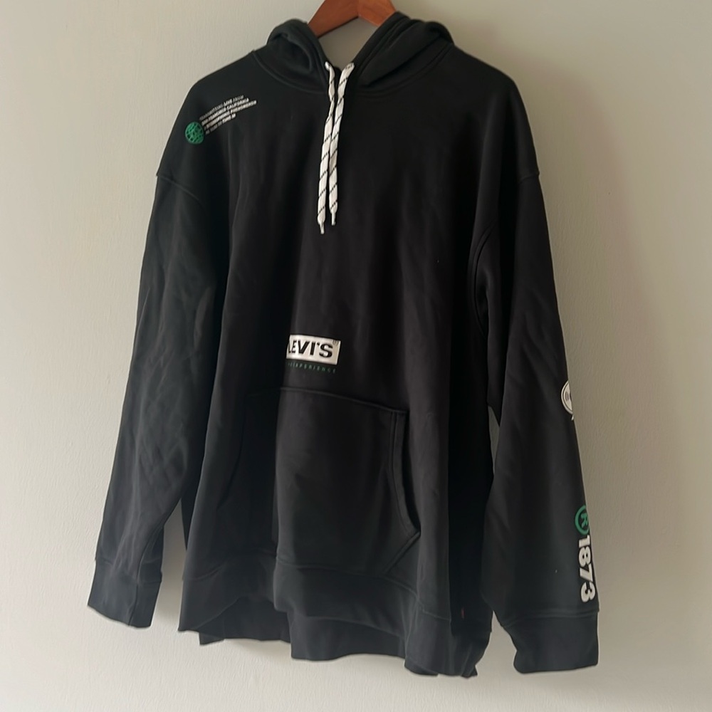 Levi’s XXL hoodie